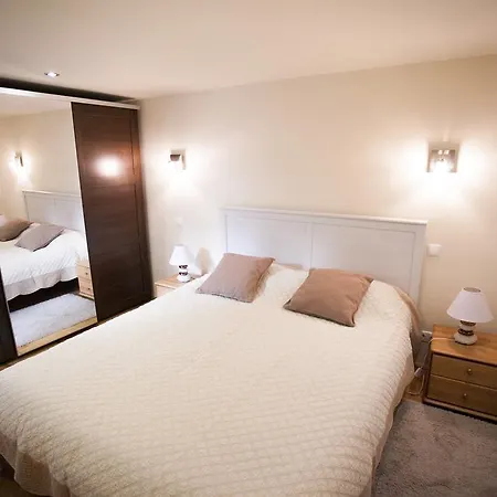 Agora Apartment *