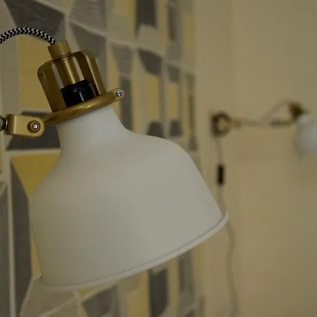 Apartment Budget Apartment By Hi5 - Revai Koez Budapest