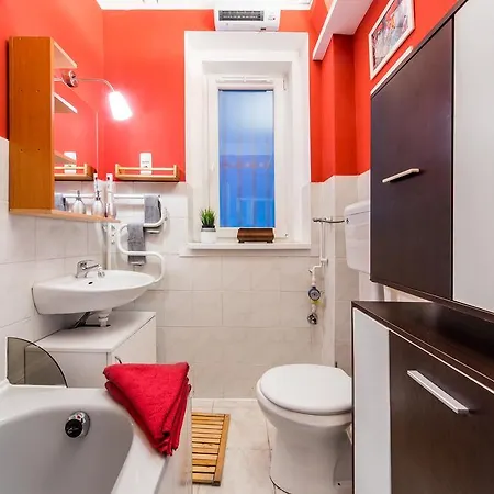 Perfect Apartment *