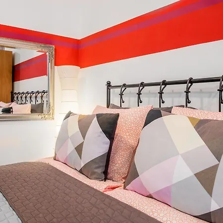 Apartment Perfect *