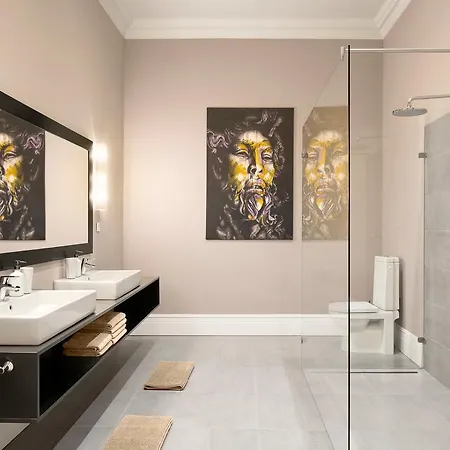 Kapital 4* Budapest
