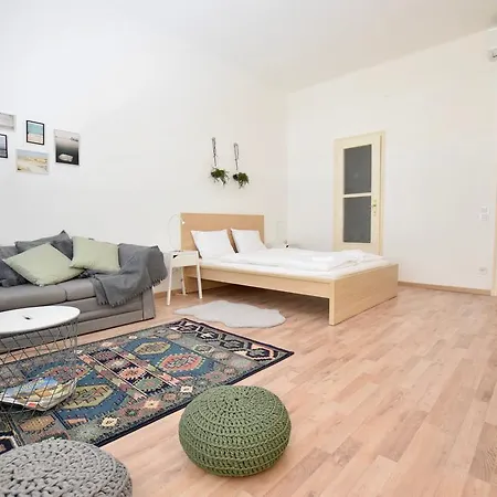 Apartment Standard By Hi5 - Fejer Gyorgy St *