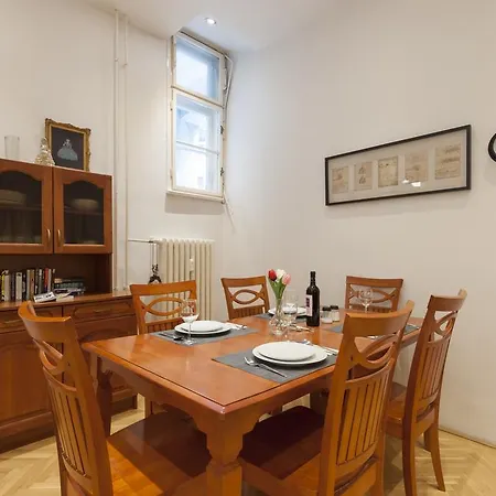 Liszt Ferenc Boutique *