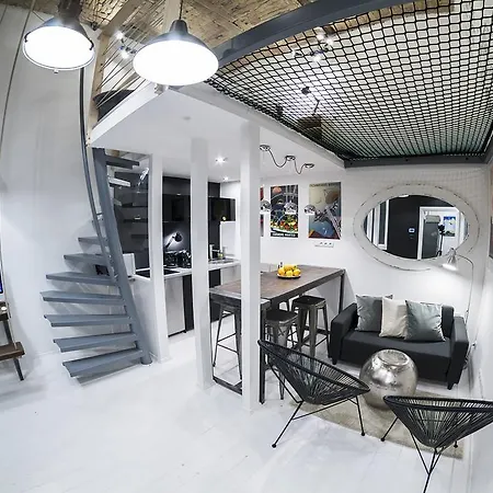 Apartment Designer Loft At The Great Synagogue Budapest