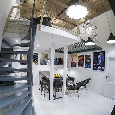 Apartment Designer Loft At The Great Synagogue *