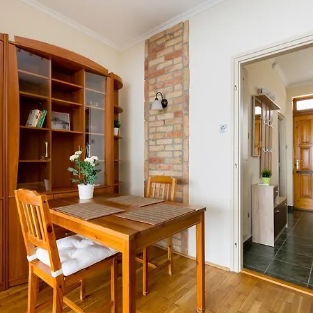 East Station - Baross 1 & 2 Apartamento Budapeste