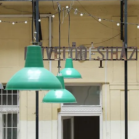 Dbc Hostel