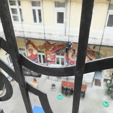 Dbc Hostel *