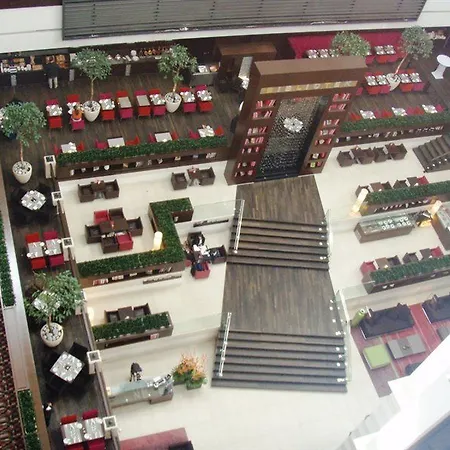 Sofitel Chain Bridge 5*