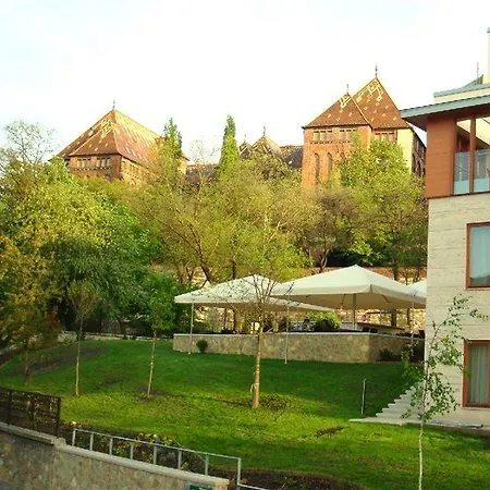 מלון Castle Garden בודפשט