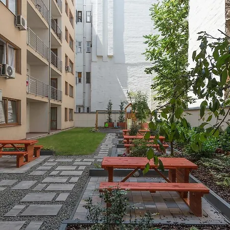 Corvin Plaza & Ξενοδοχείο με διαμερίσματα Βουδαπέστη