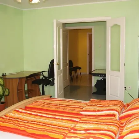 Orczy Apartman *