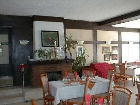 Hotell Sas Club 3*