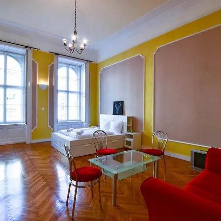 Apartment Luxurious 2-bedroom *