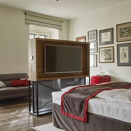 Pest-buda Design Szálloda 4*
