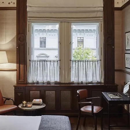 Callas House Hotel