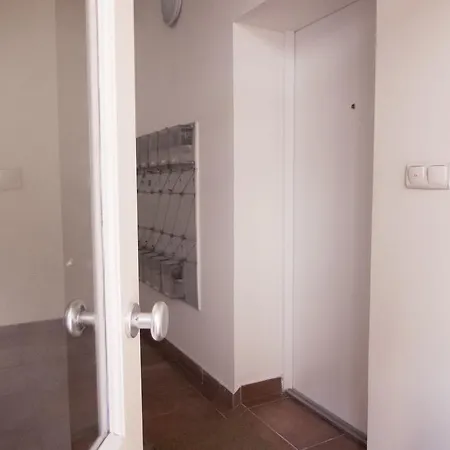 Goldcentral Grand Boulevard Apartment