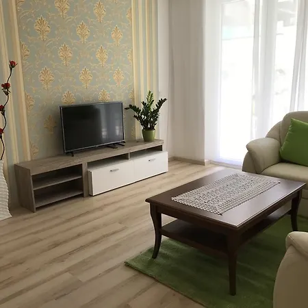 Apartamento Corvin Rose *