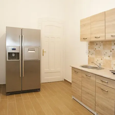 דירה Ariel Close To St. Stephen Basilica בודפשט