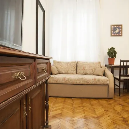Ariel Close To St. Stephen Basilica דירה בודפשט