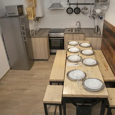 Quiet And 2 Bedrooms 2 Bathrooms In The Heart Of *