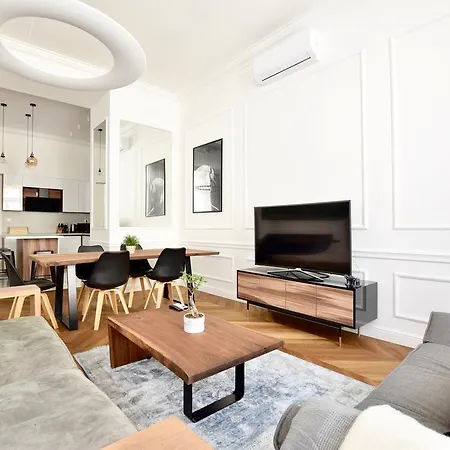 Luxury Apartment By Hi5 - Bazilika Suite *