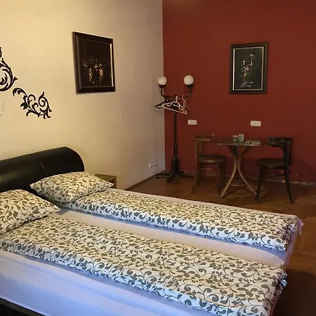 Central Gozsdu Apartment Budapest