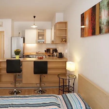Apartman Gabriella In The Downtown. *