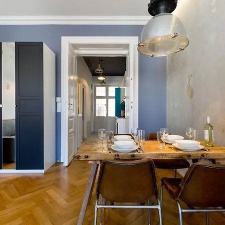 Designer Dream In The Absolute Center * Budapest