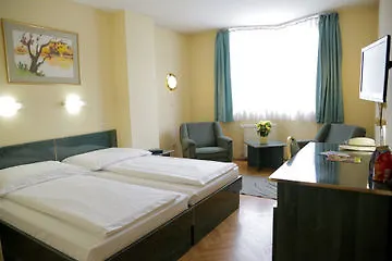Bara Junior Hotel