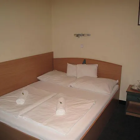 Alfred Panzio Bed & Breakfast