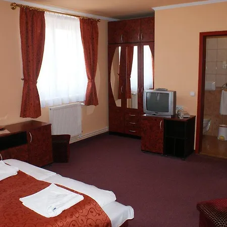 Palota Hotell 3*
