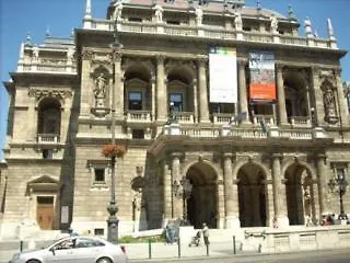 Zonaflat - Opera * Budapesta