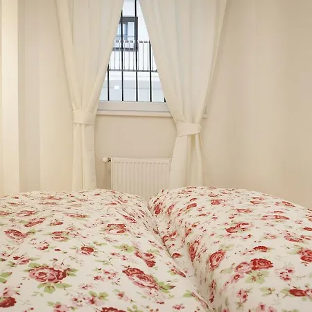 Ilona 2 Bedrooms In The Center Apartamento *