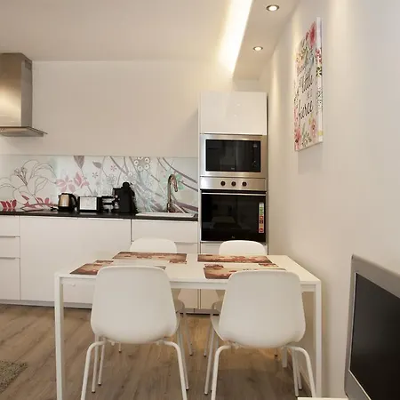 Ilona 2 Bedrooms In The Center Budapest