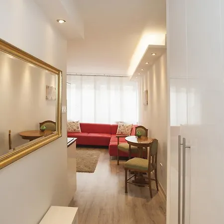 Апартаменты Ilona 2 Bedrooms In The Center *