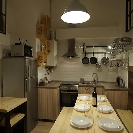 Apartment Quiet And 2 Bedrooms 2 Bathrooms In The Heart Of *