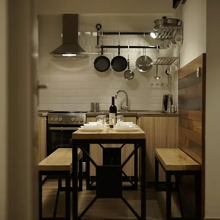 Quiet And 2 Bedrooms 2 Bathrooms In The Heart Of Apartment *
