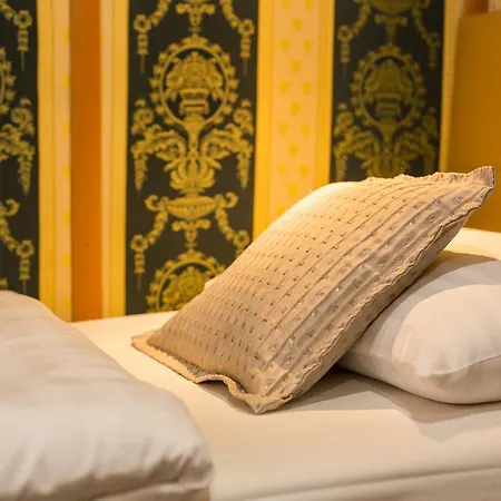 Grand Jules - Boat 3* Budapest