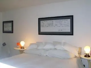 Six Hotel
