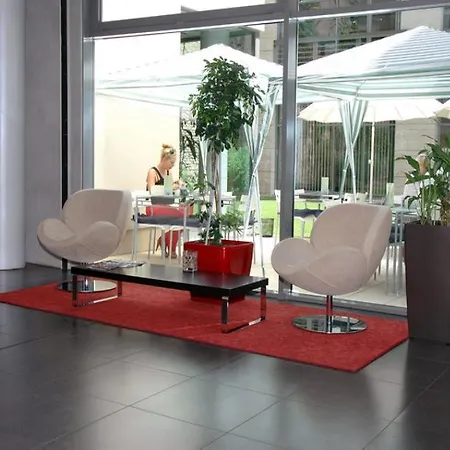Bliss Hotel&wellness Aparthotel 4*