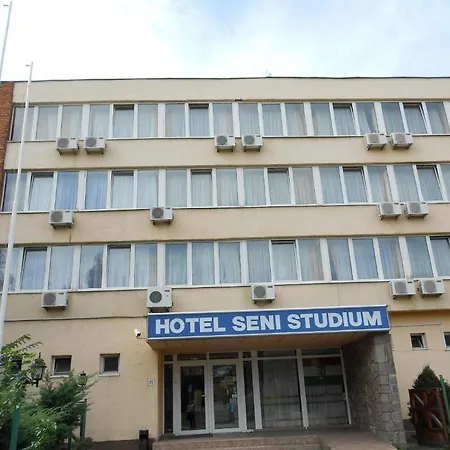 Szálloda Seni Studium 3*