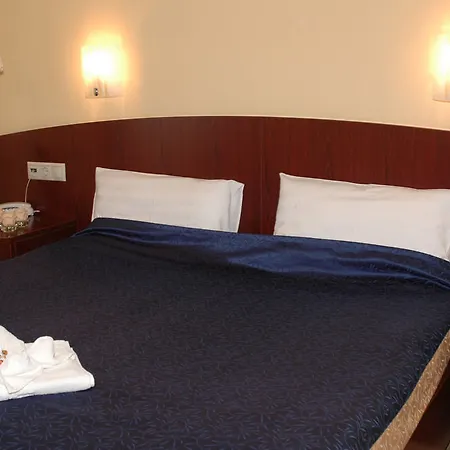 Basilica 4* בודפשט