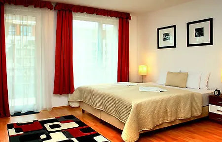 Apartmanhotel Corvin Lux 4*