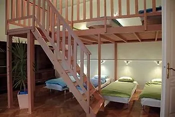 Hotel apartamentowy Maverick 4*