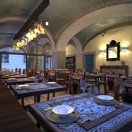 Maison Bistro & Hotel 4*