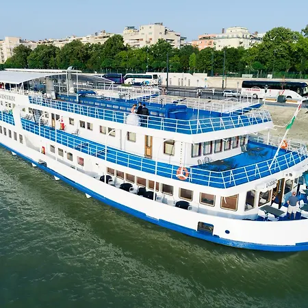 Fortuna Boat 3*