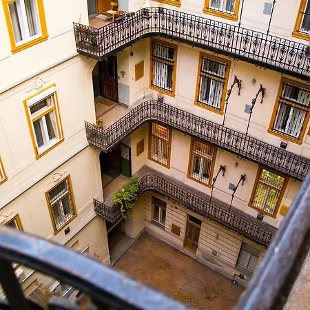 Heart Apartment *