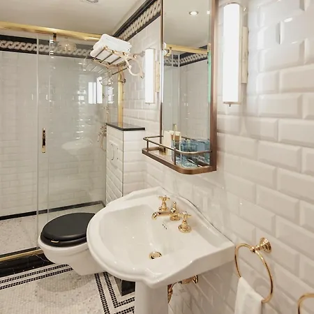 Callas House Hotel 4*