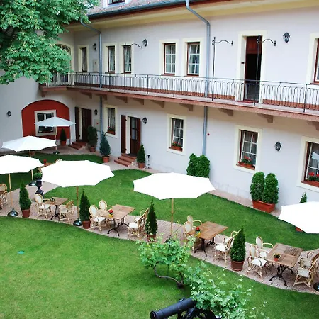 Hotel St. George